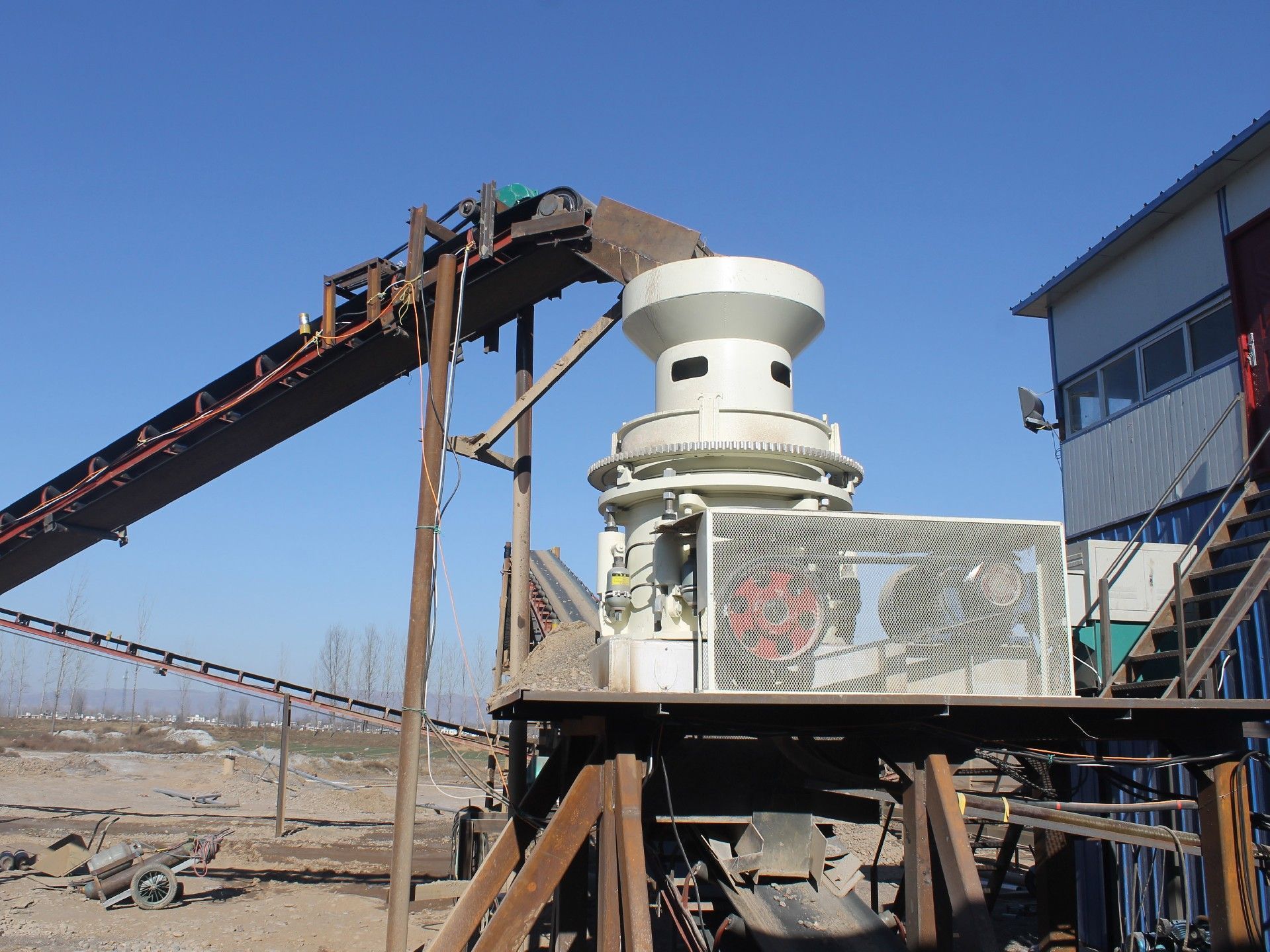 Cone Crusher.jpg